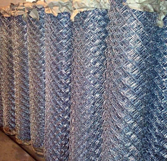 Сетка рабица оцинкованная 20х20х1,8 мм х 1 м Сетка рабица оцинкованная 20х20х1,8 мм х 1 м